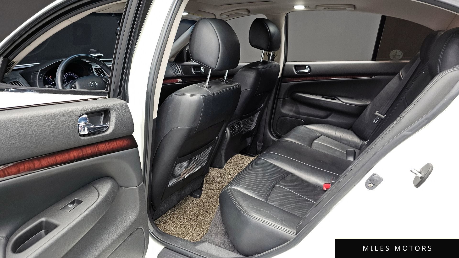 Infiniti G25 2011 — миниатюра 11