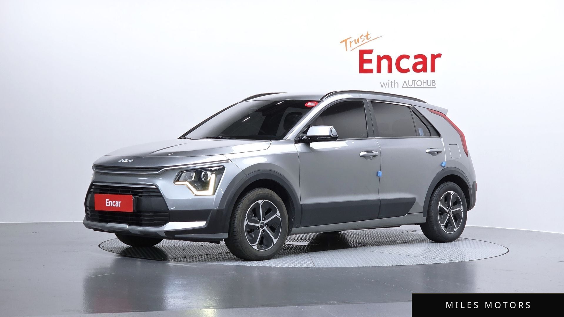 Kia Niro 2022 — фото 1 из 12