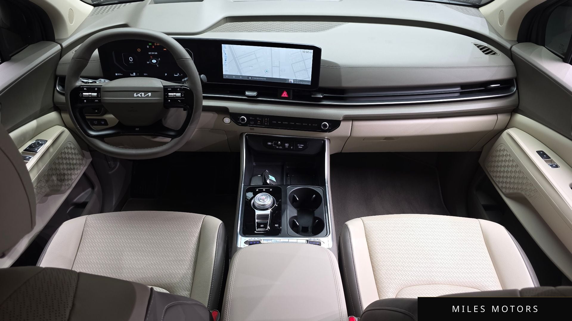 Kia Canival 2025 — миниатюра 10