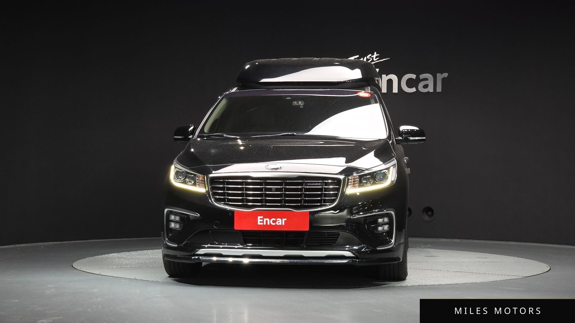 Kia Canival 2019 — миниатюра 3