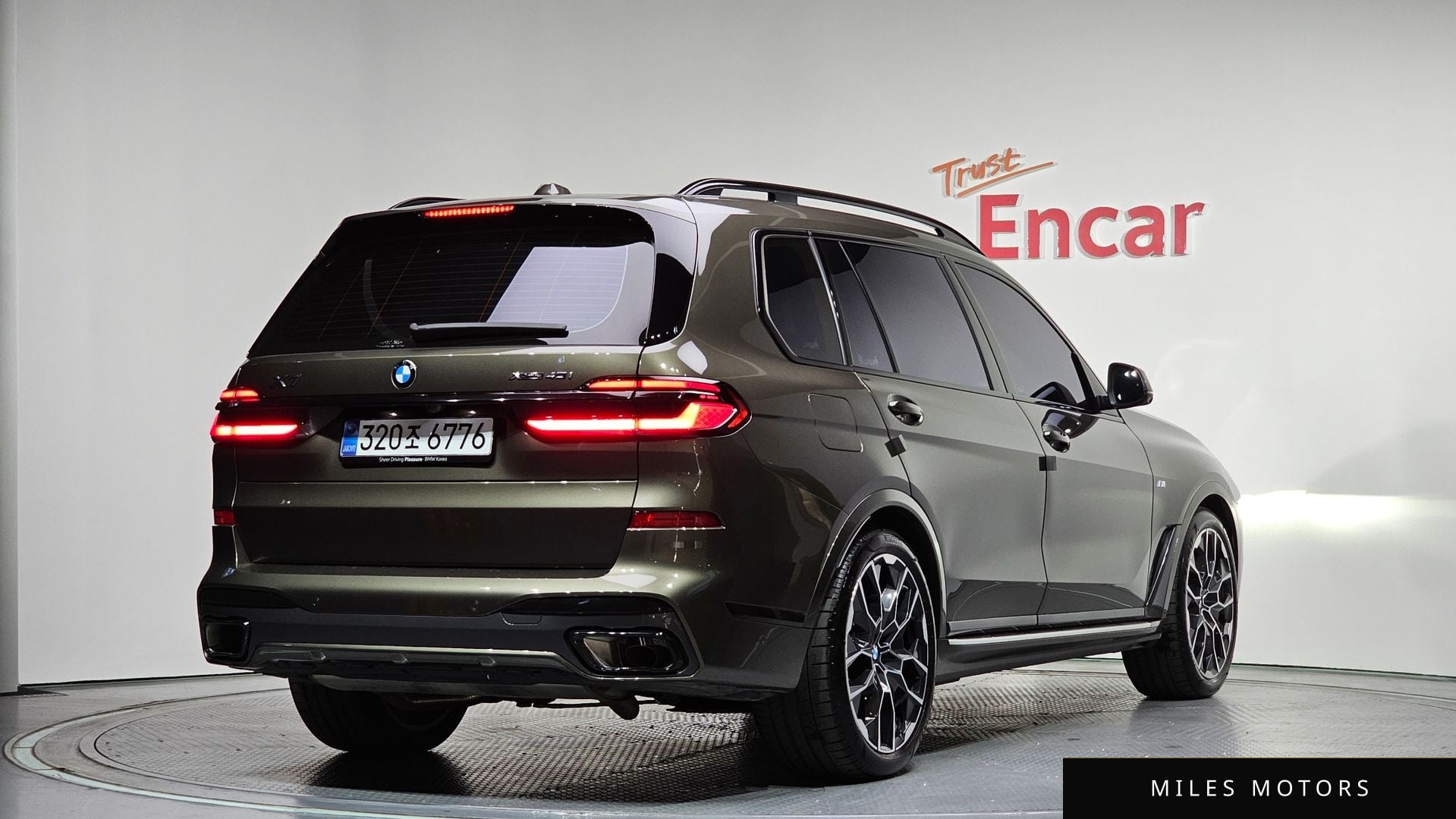 BMW X7 (G07) 2025 — миниатюра 2