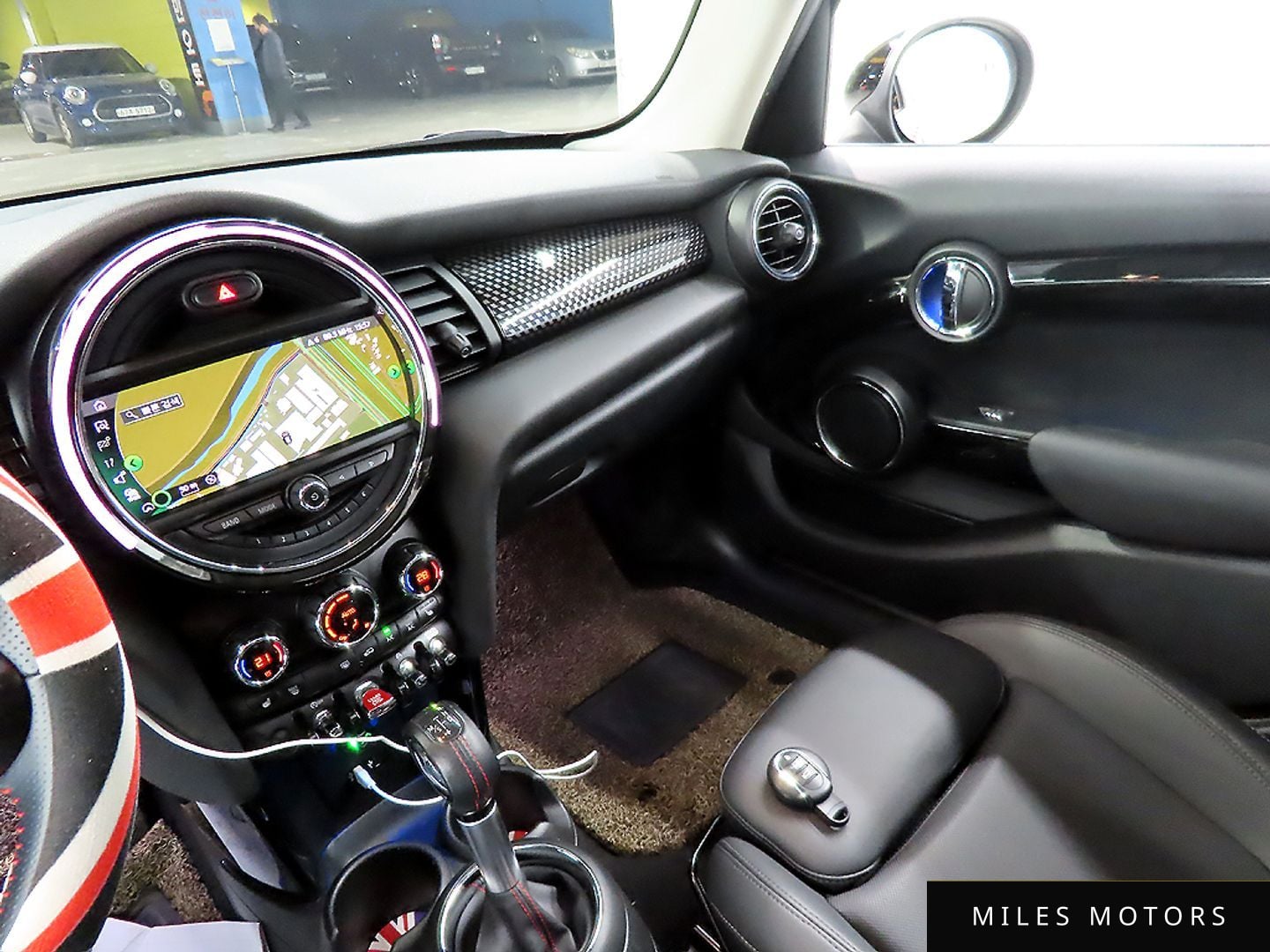 MINI Cooper S 2019 — миниатюра 12