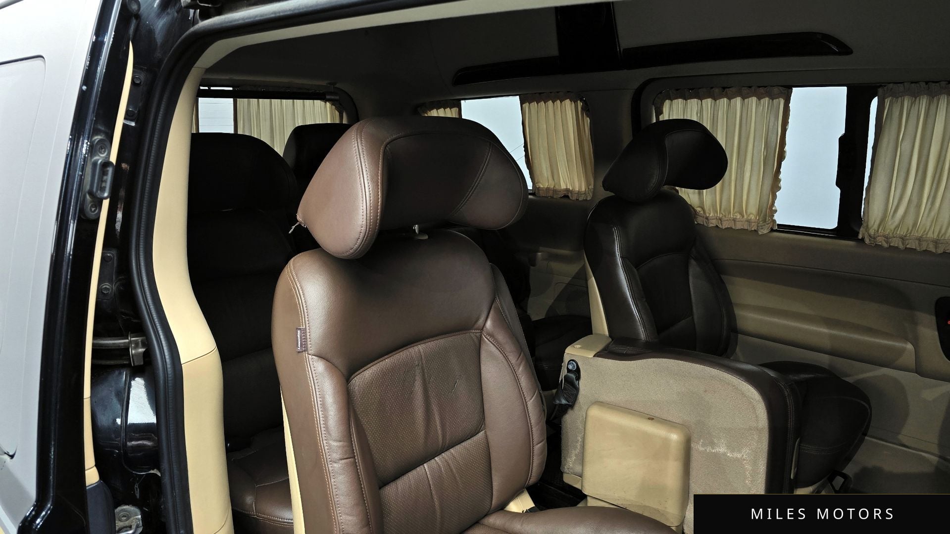 Hyundai Starex 2015 — миниатюра 11