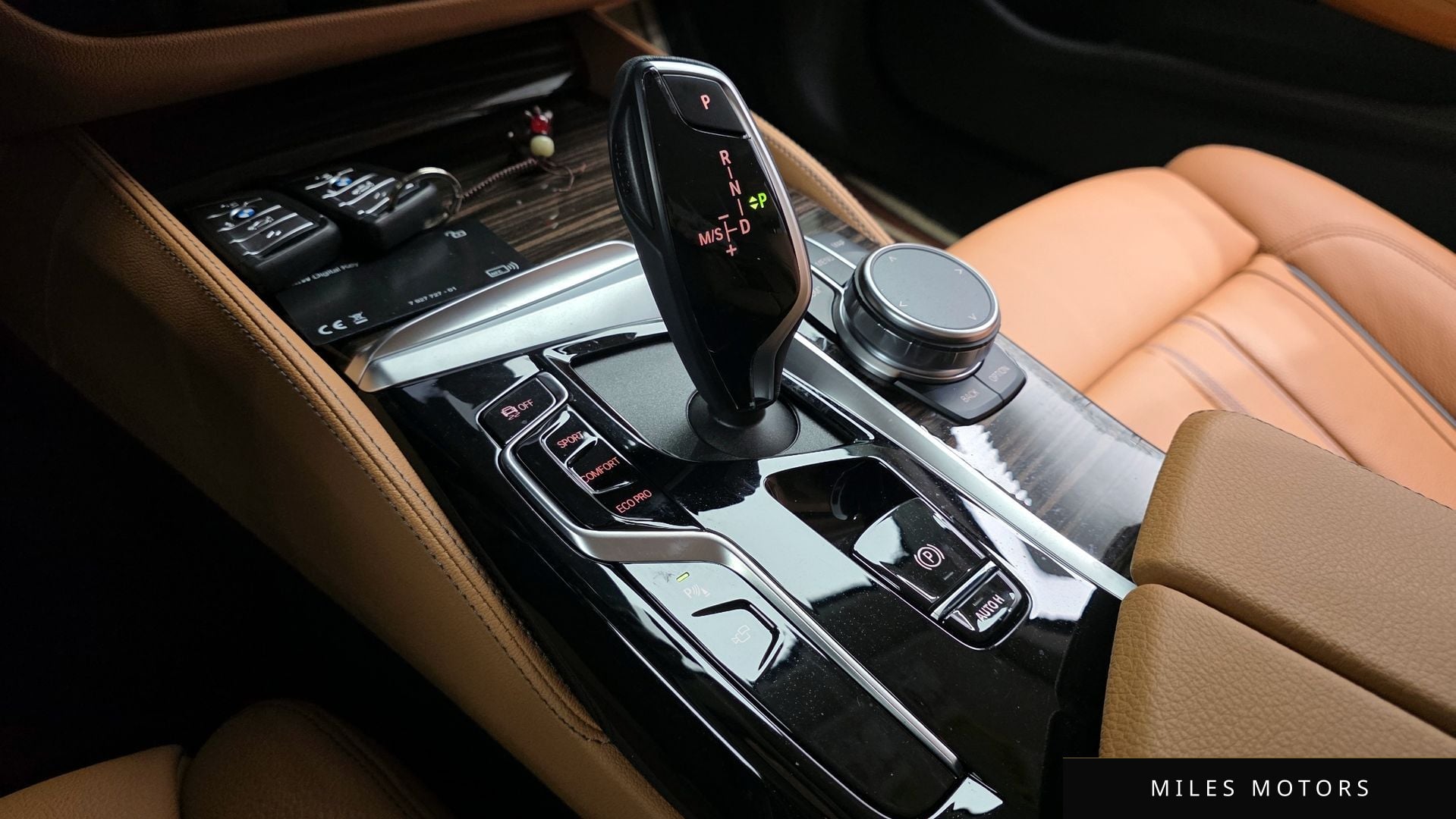 BMW 5 Series (G30) 2023 — миниатюра 12