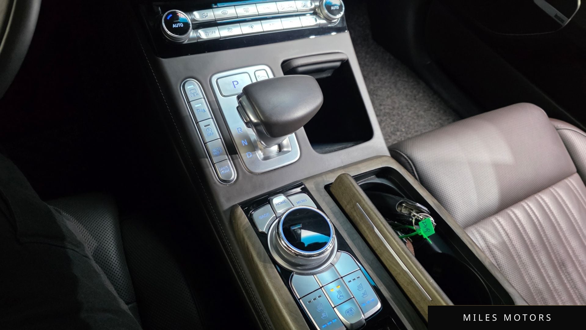 Genesis G90 2019 — миниатюра 12