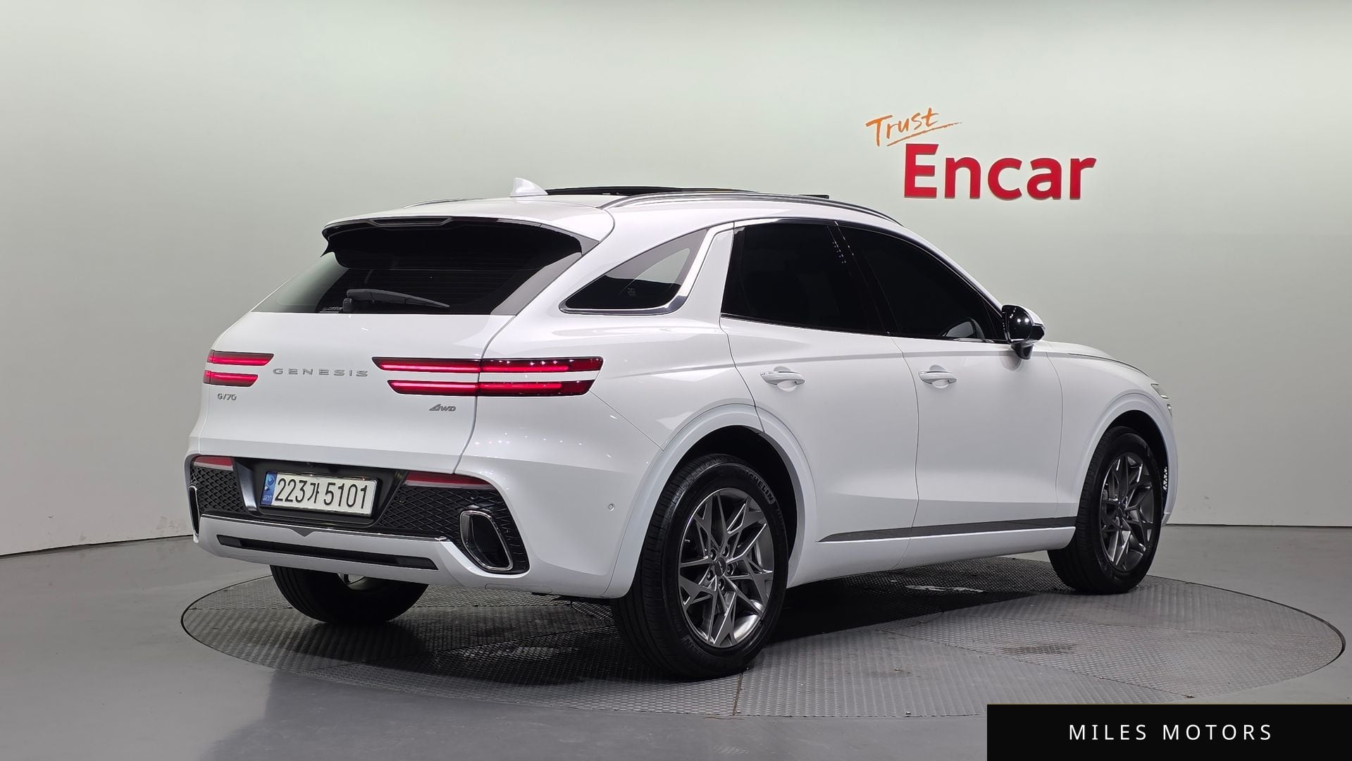 Genesis GV70 2023 — миниатюра 2