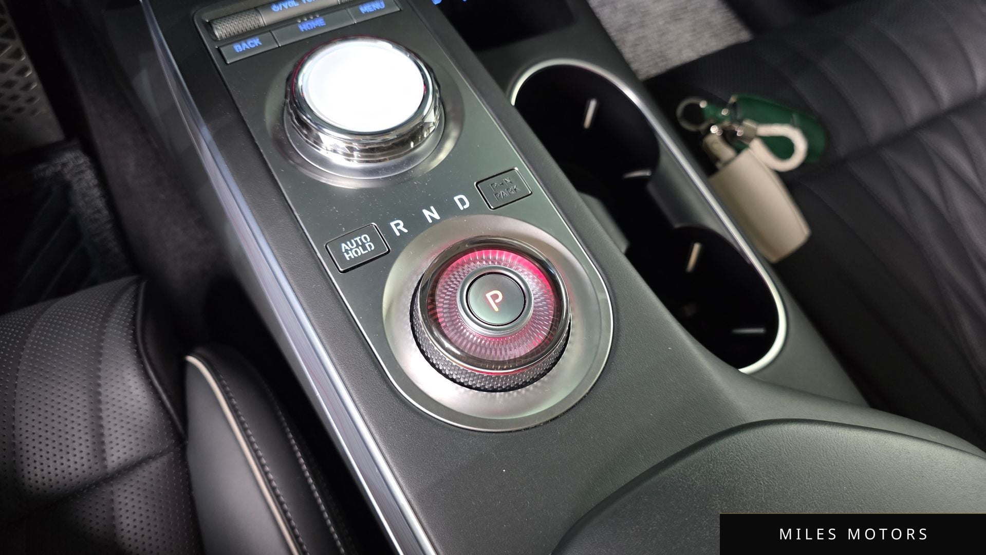 Genesis GV70 2023 — миниатюра 12