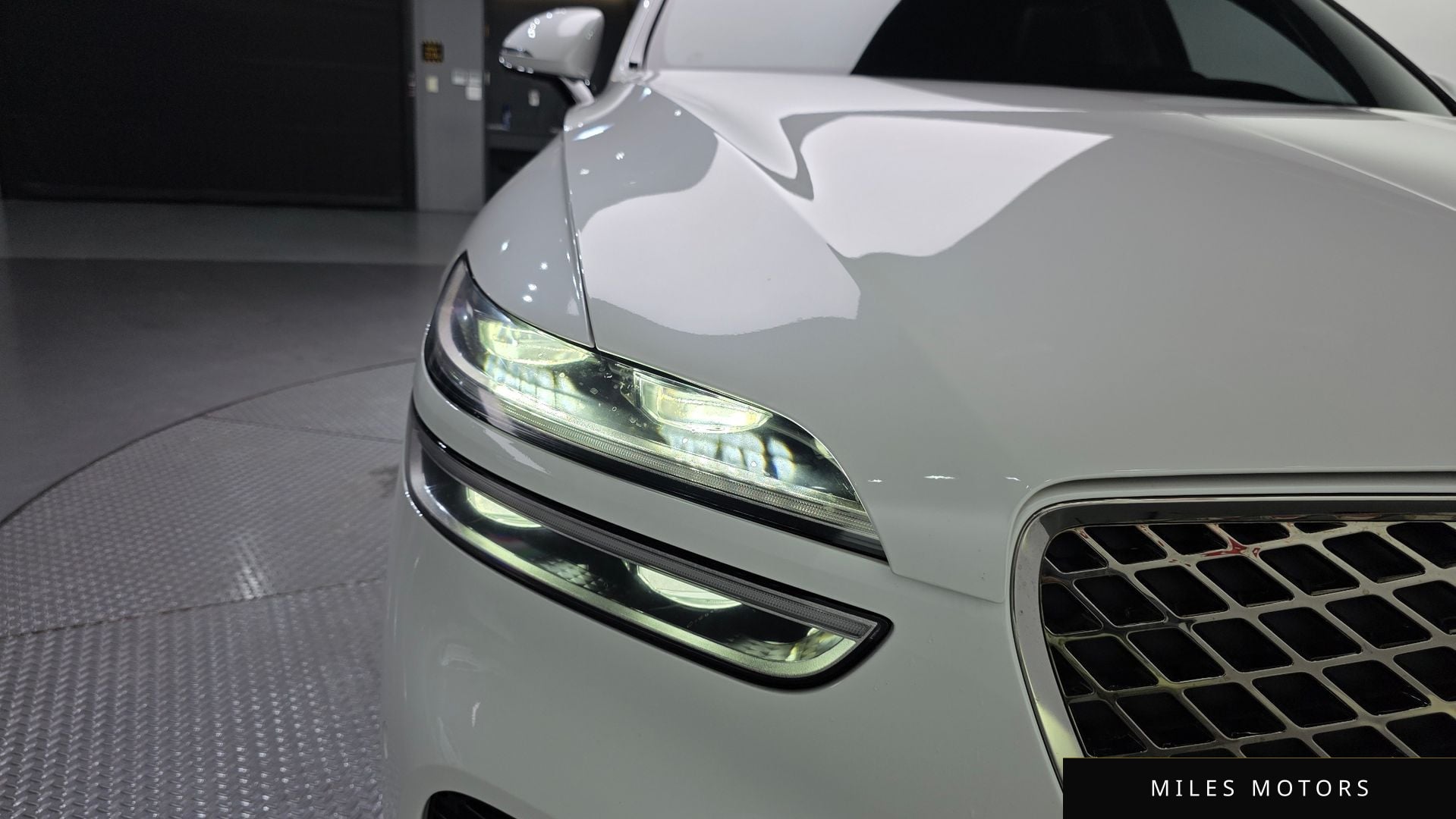 Genesis GV70 2023 — миниатюра 8