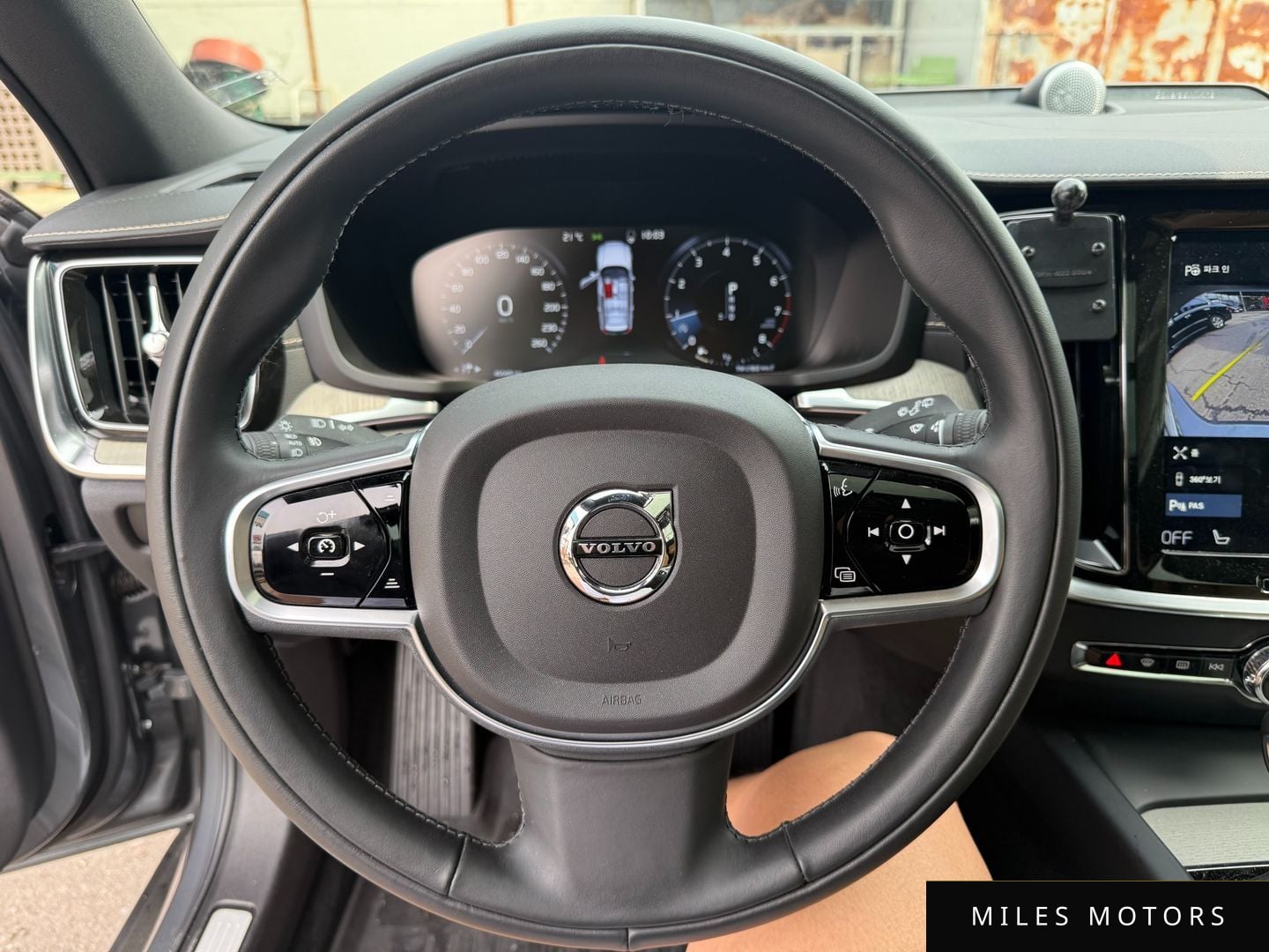 Volvo V60 2020 — миниатюра 6