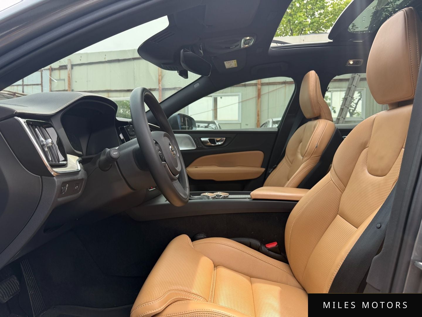 Volvo V60 2020 — миниатюра 7