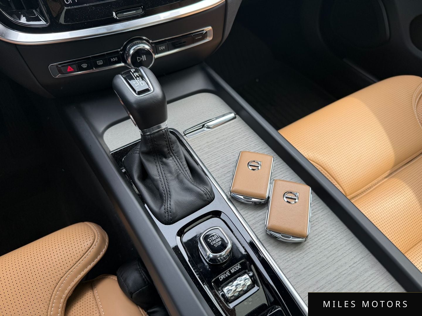 Volvo V60 2020 — миниатюра 11