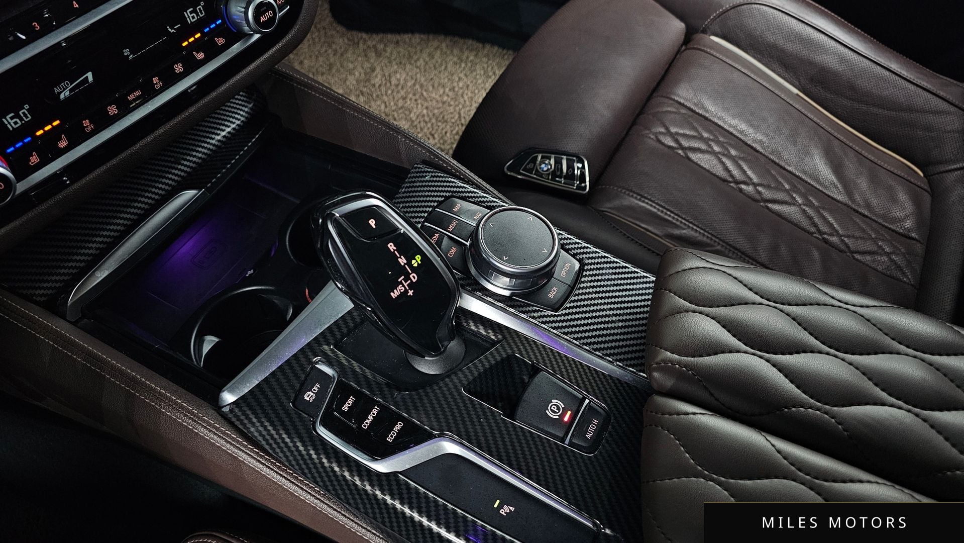 BMW 5 Series (G30) 2018 — миниатюра 11