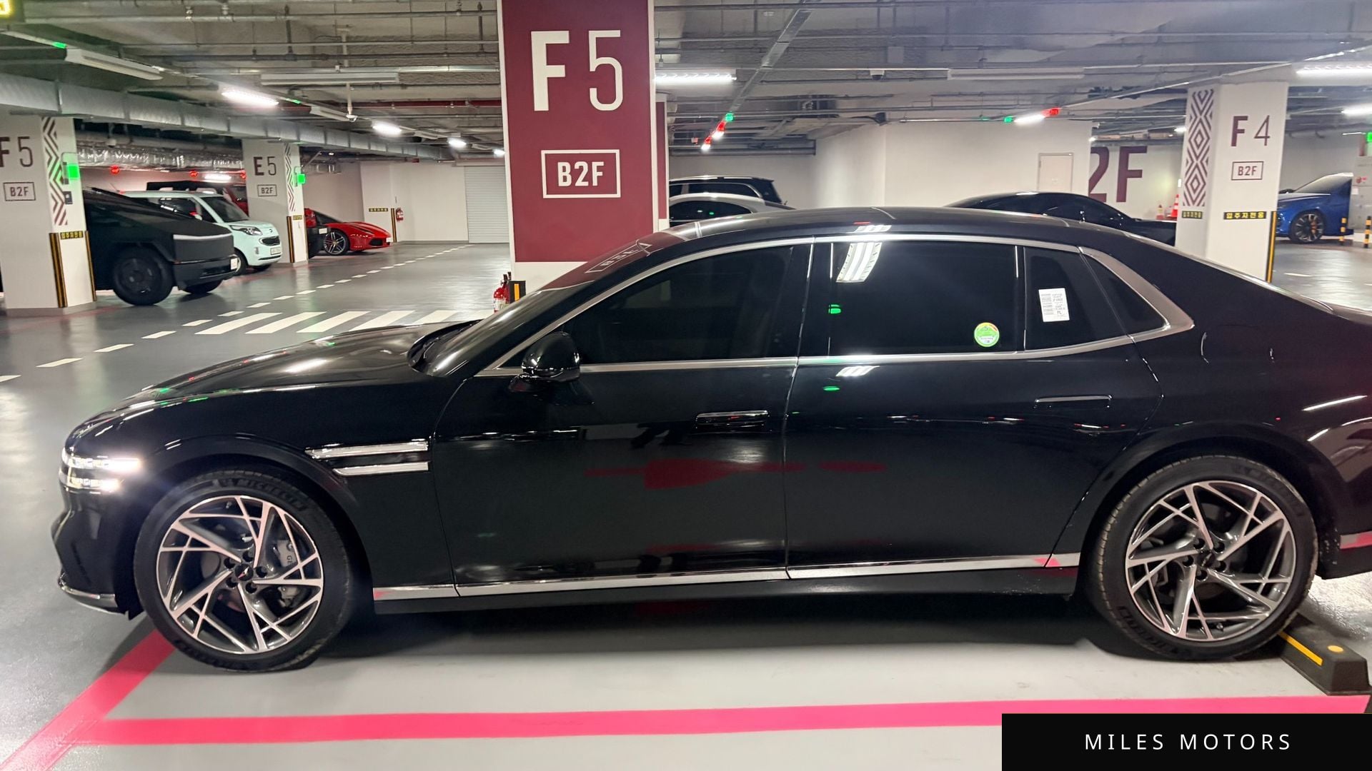 Genesis G90 (RS4) 2023 — фото 1 из 12