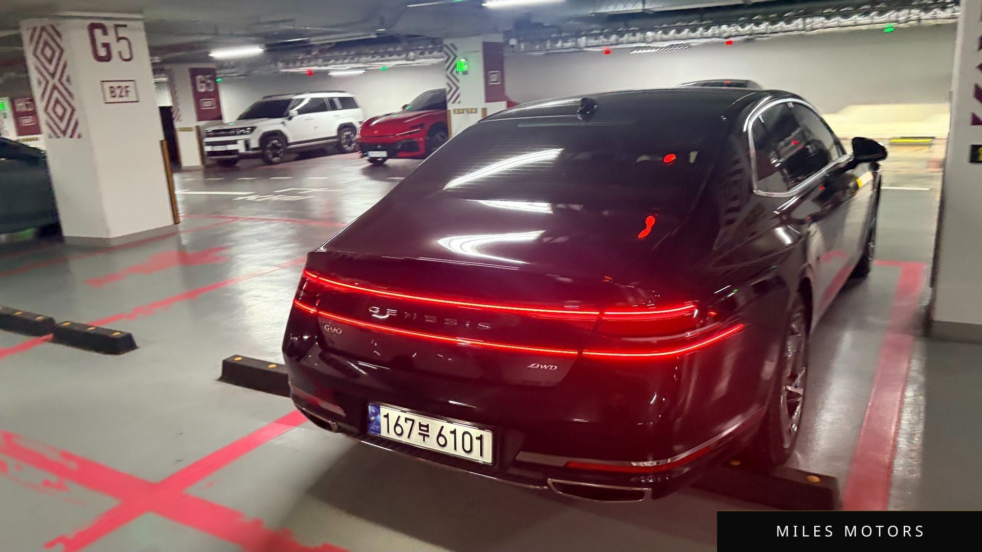 Genesis G90 (RS4) 2023 — миниатюра 2
