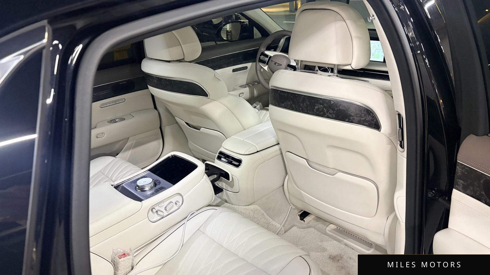 Genesis G90 (RS4) 2023 — миниатюра 10