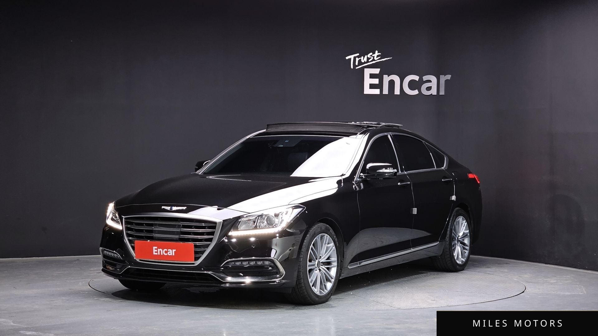 Genesis G80 2019 — фото 1 из 12