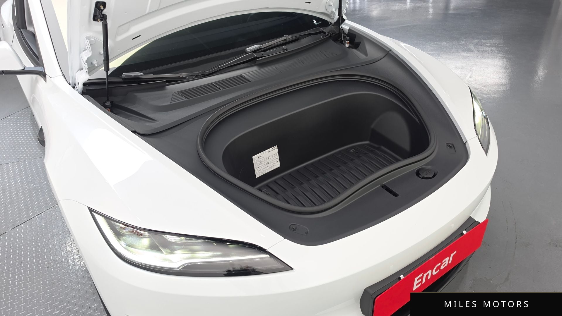 Tesla Model 3 2026 — миниатюра 6