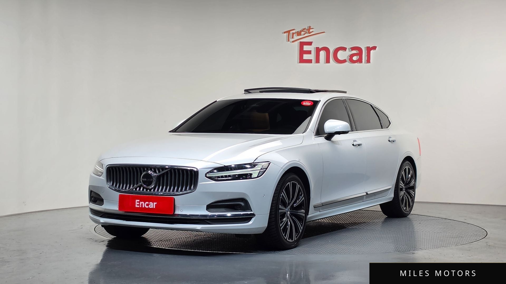 Volvo S90 2023 — фото 1 из 12