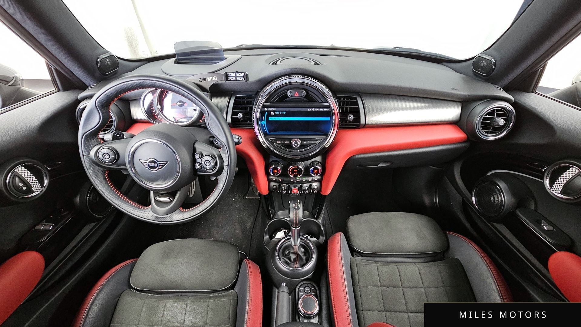 MINI Cooper S 2019 — миниатюра 7