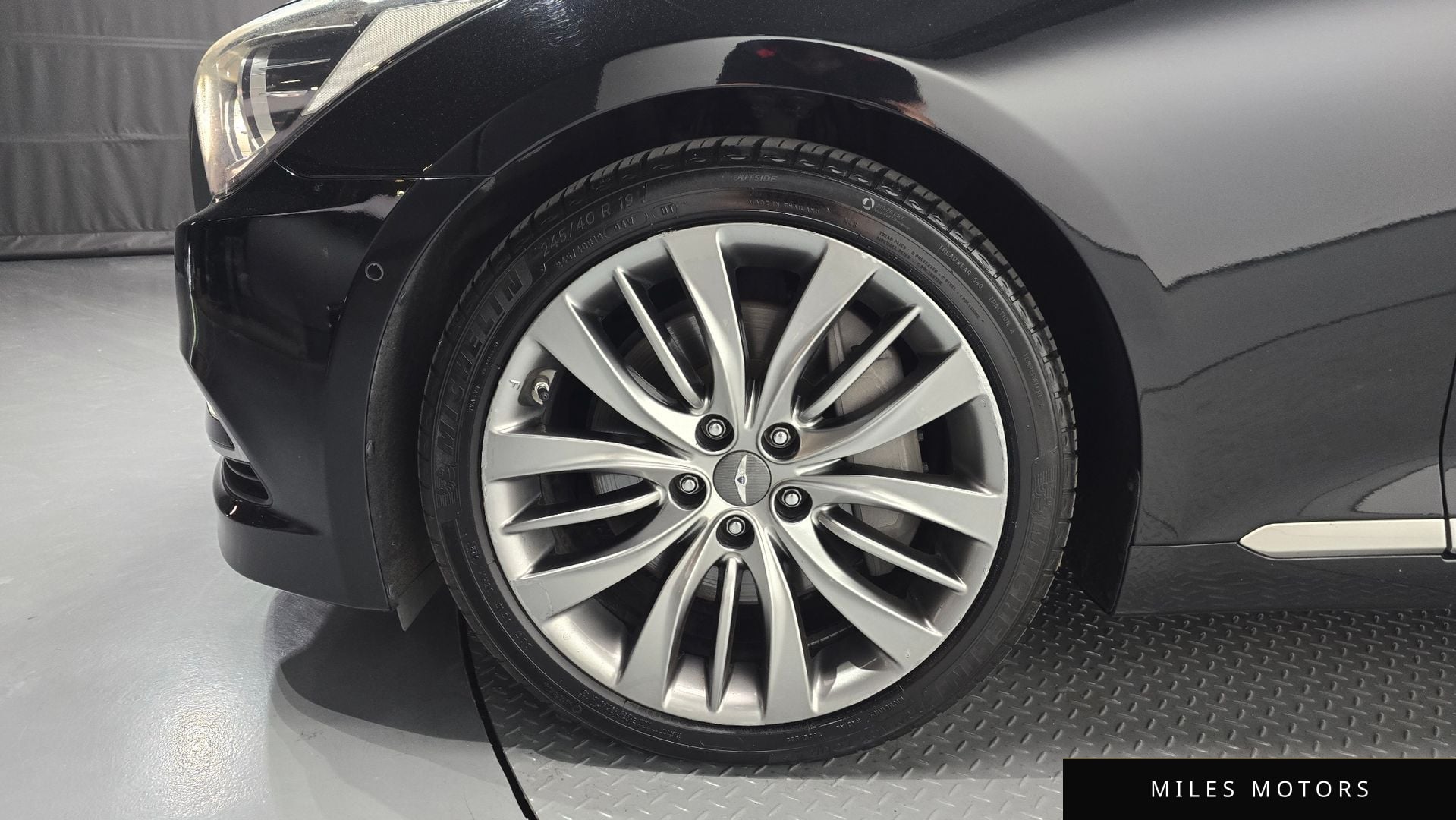 Hyundai Genesis 2015 — миниатюра 5