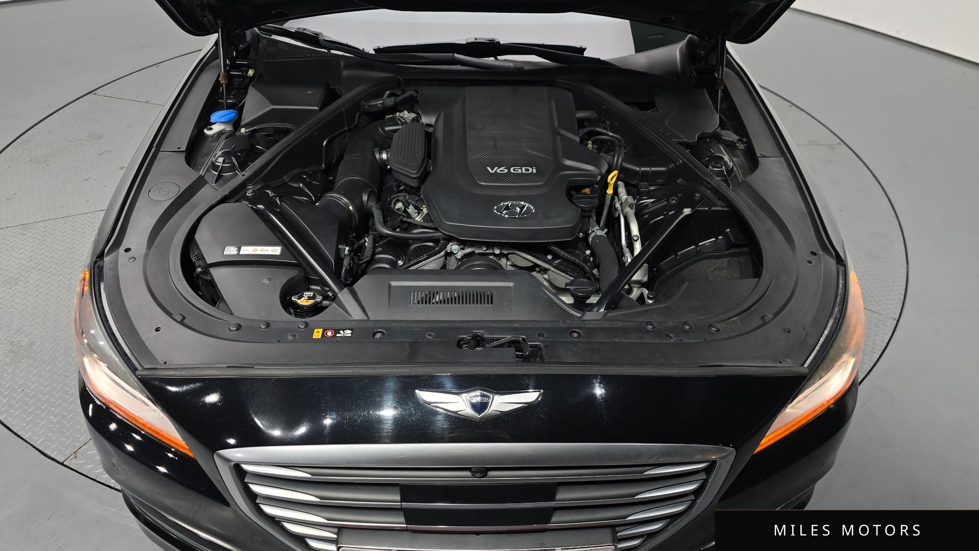 Hyundai Genesis 2015 — миниатюра 6