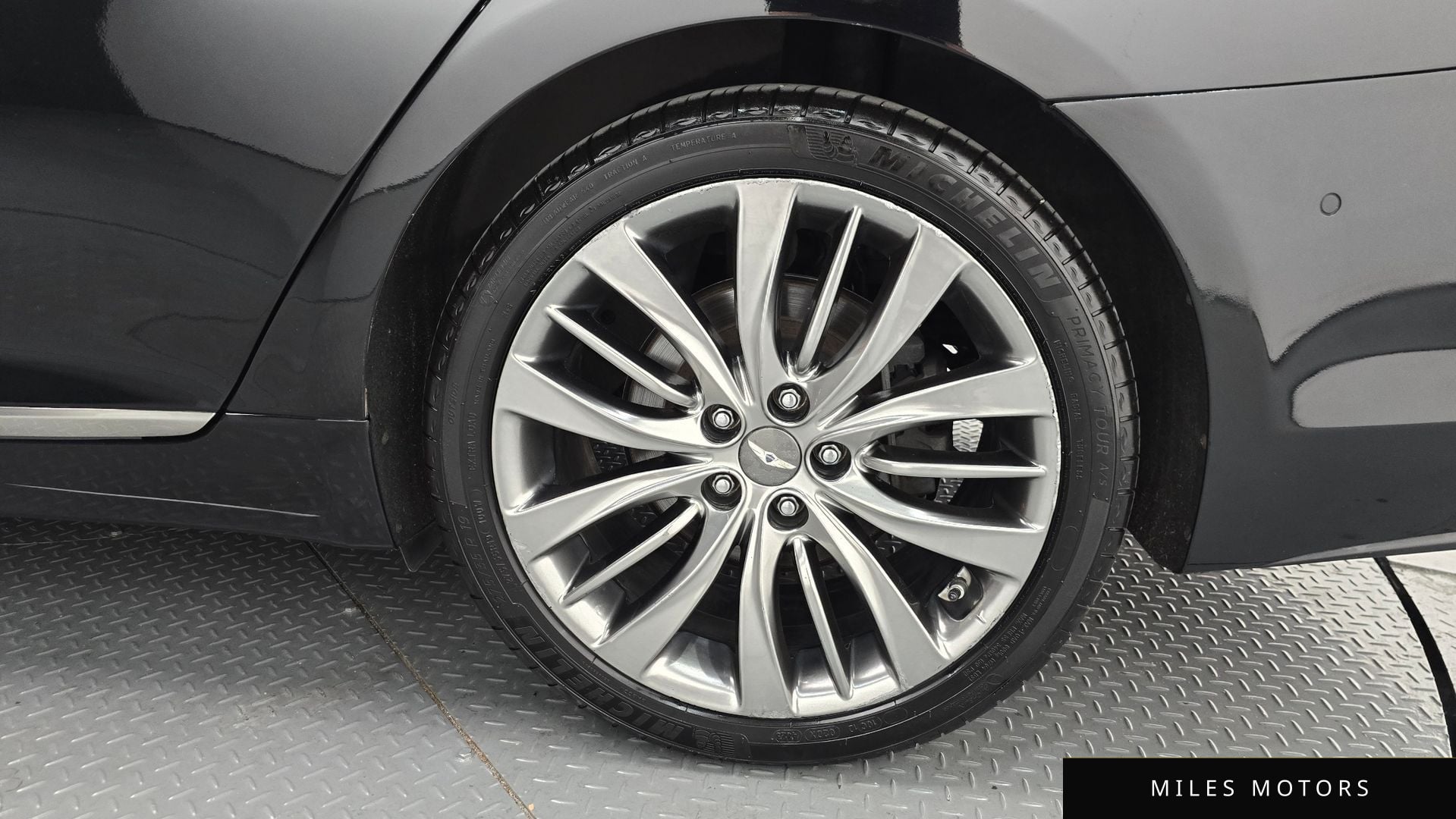 Hyundai Genesis 2015 — миниатюра 7