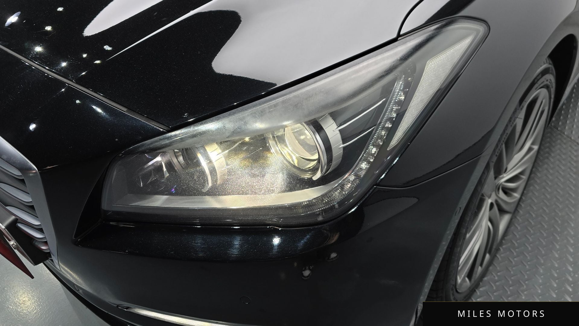 Hyundai Genesis 2015 — миниатюра 8
