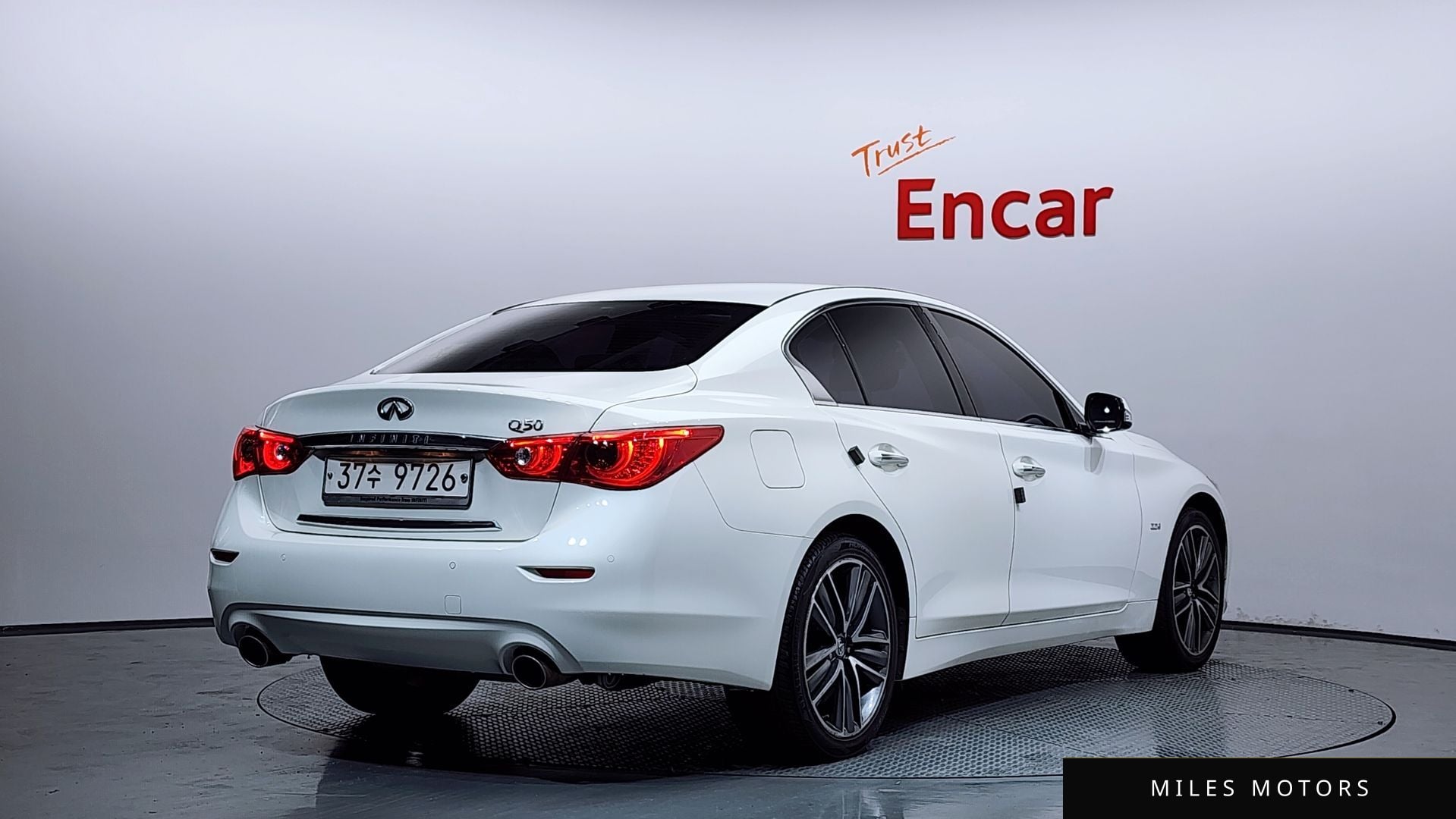 Infiniti Q50 2015 — миниатюра 2