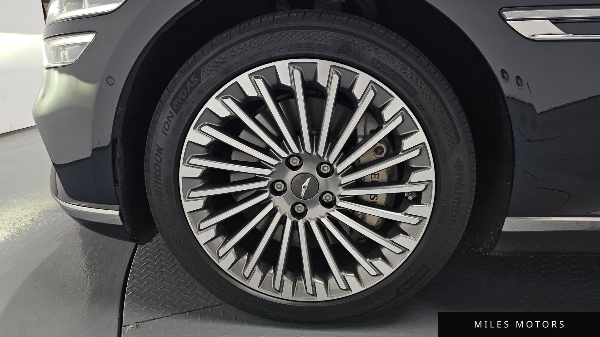 Genesis G80 2022 — миниатюра 4