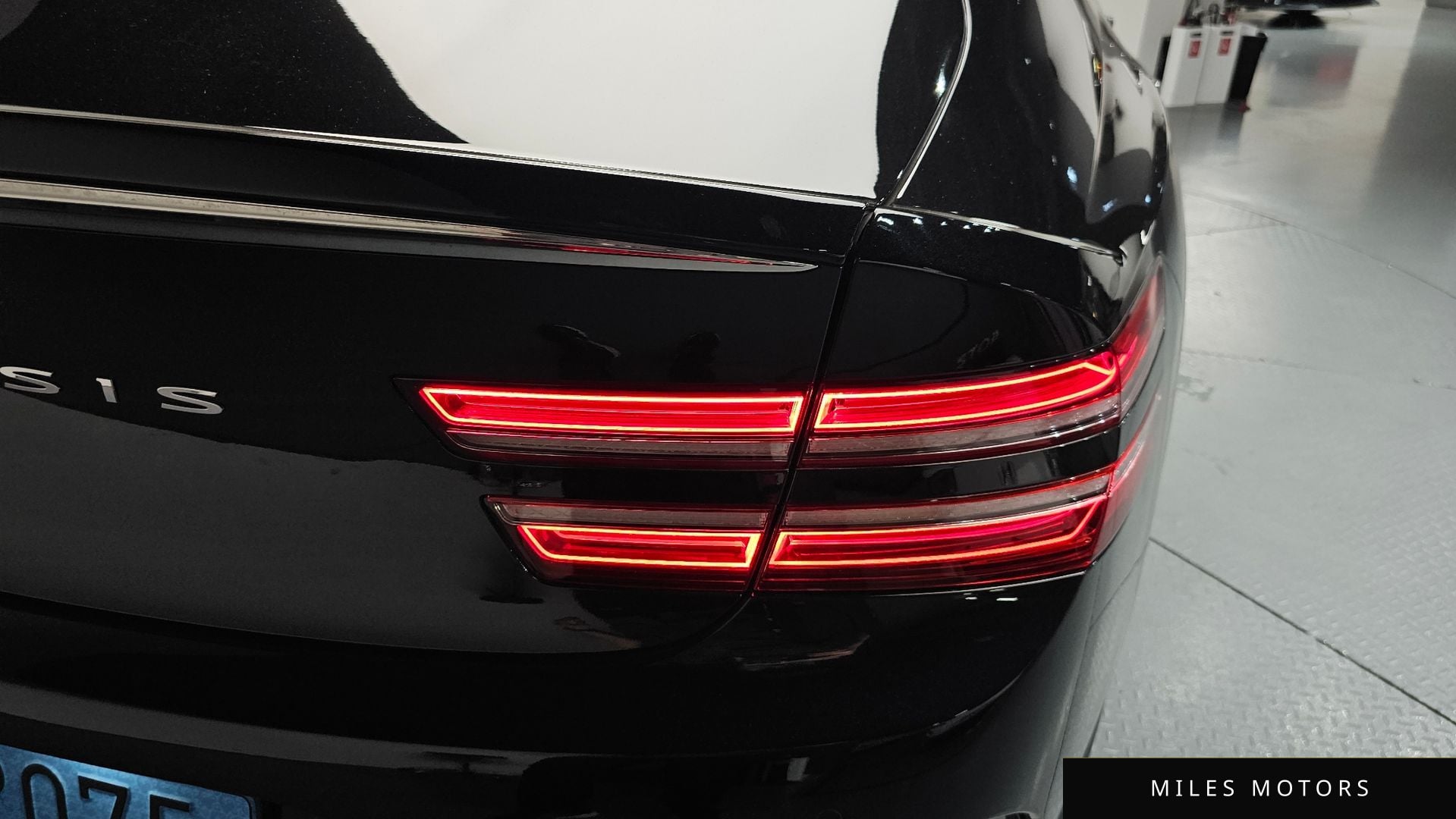 Genesis G80 2022 — миниатюра 8