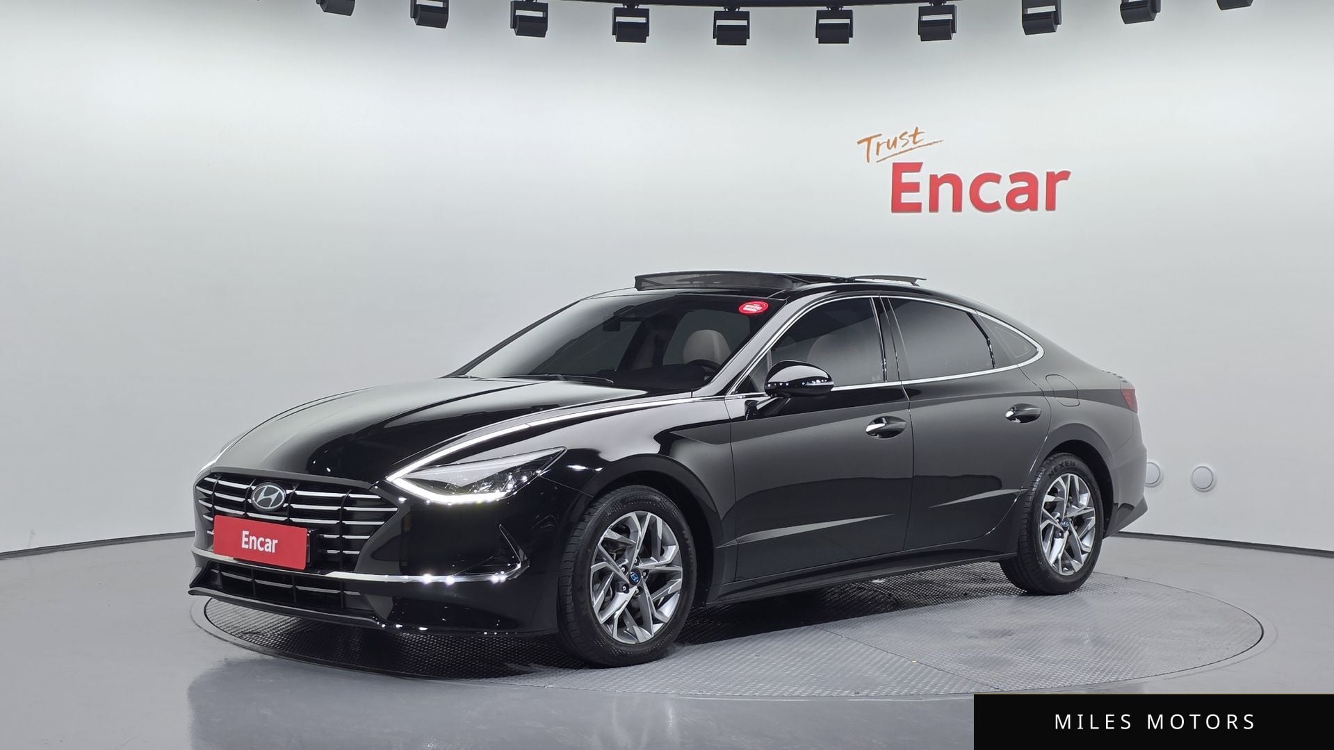 Hyundai Sonata 2020 — фото 1 из 12