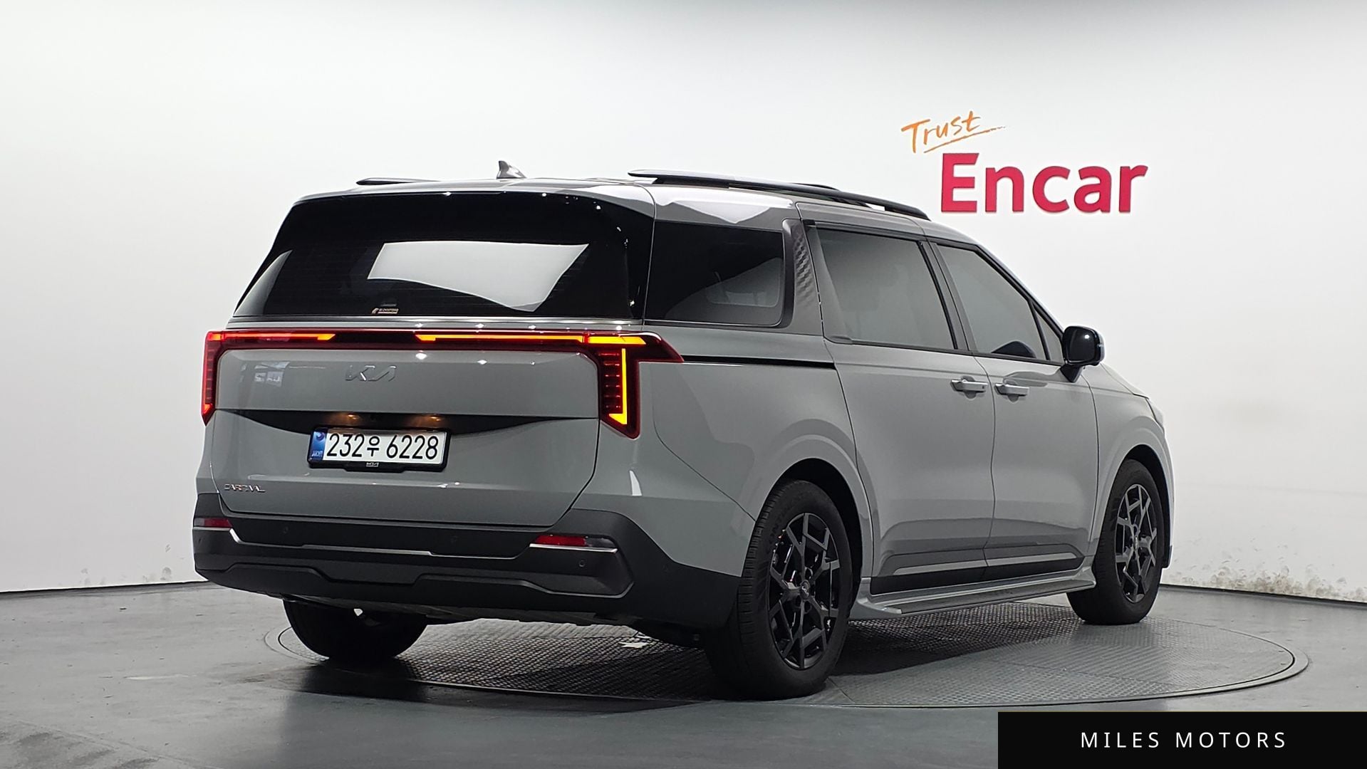 Kia Canival 2025 — миниатюра 2