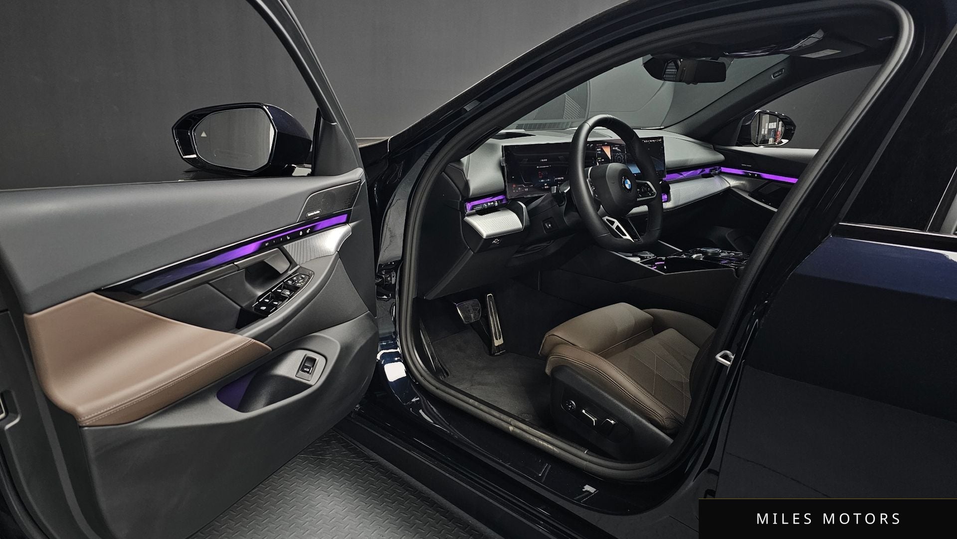 BMW 5 Series (G60) 2025 — миниатюра 10