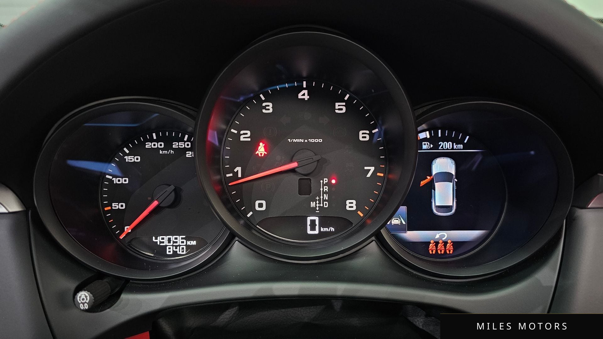 Porsche Macan 2021 — миниатюра 8