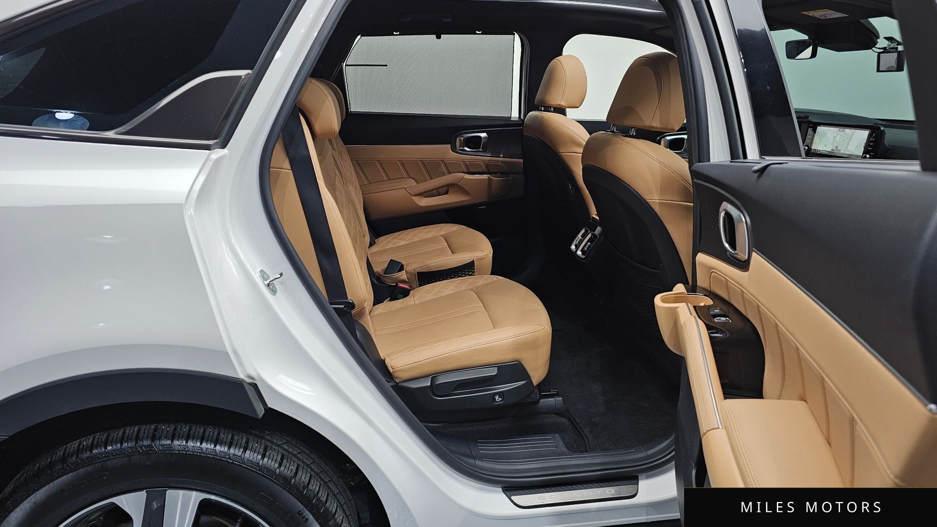 Kia Sorento 2023 — миниатюра 12
