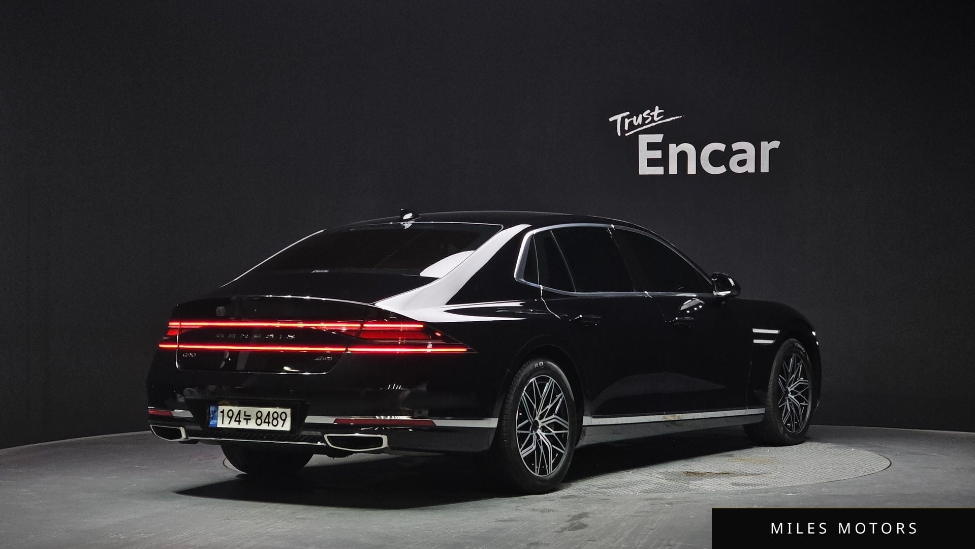 Genesis G90 (RS4) 2022 — миниатюра 2