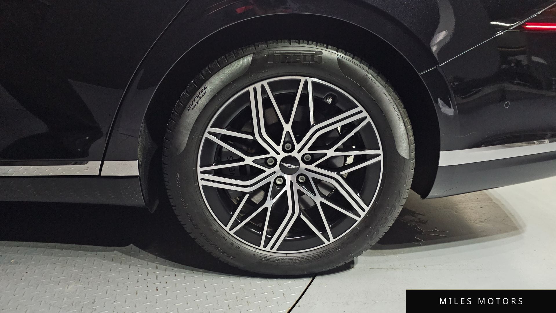 Genesis G90 (RS4) 2022 — миниатюра 7