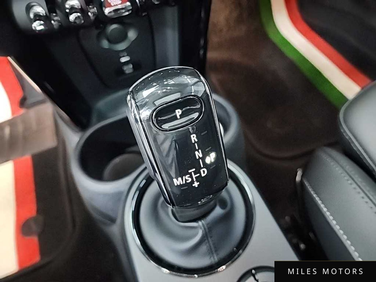 MINI Cooper S 2022 — миниатюра 9