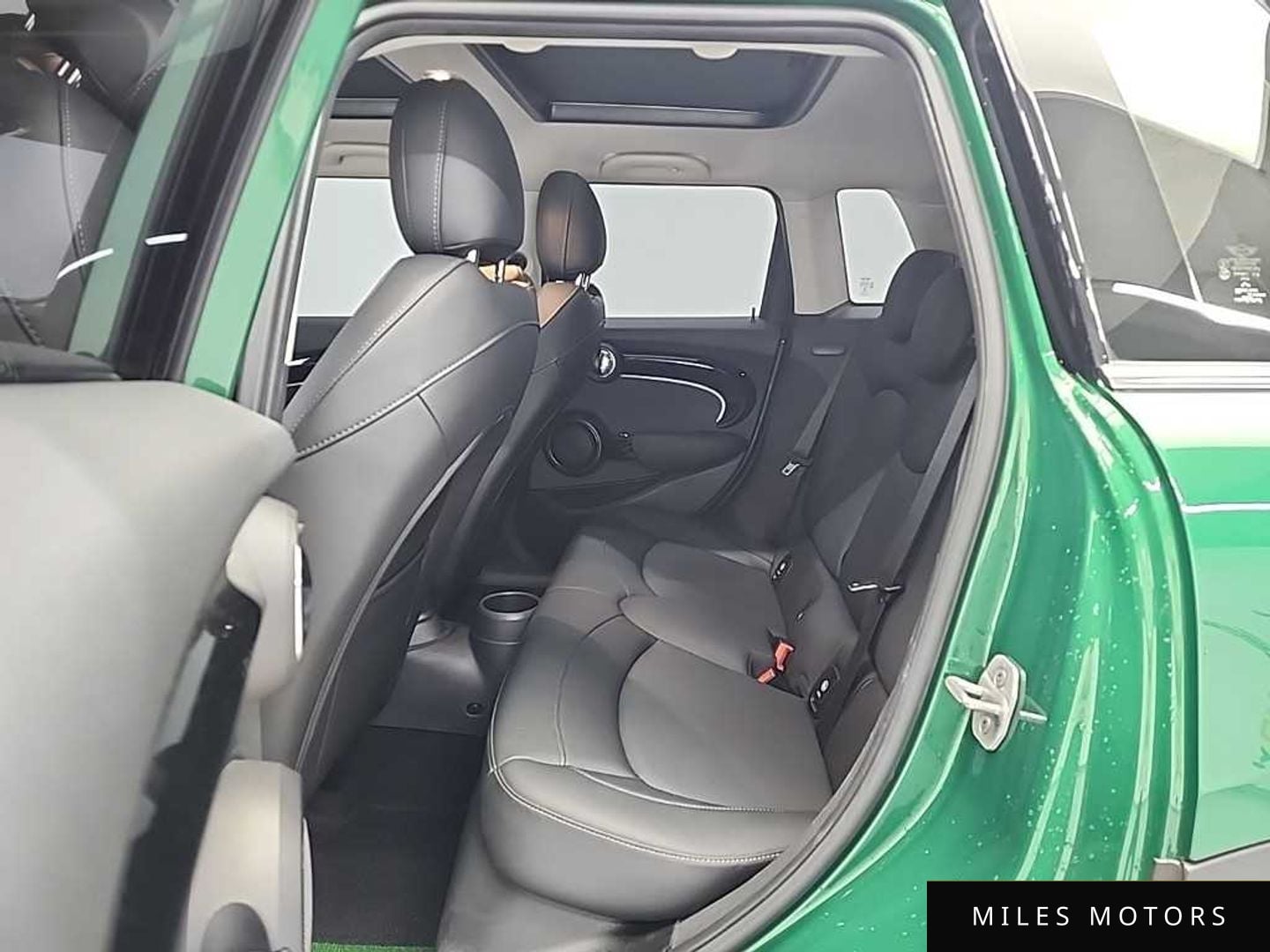 MINI Cooper S 2022 — миниатюра 12
