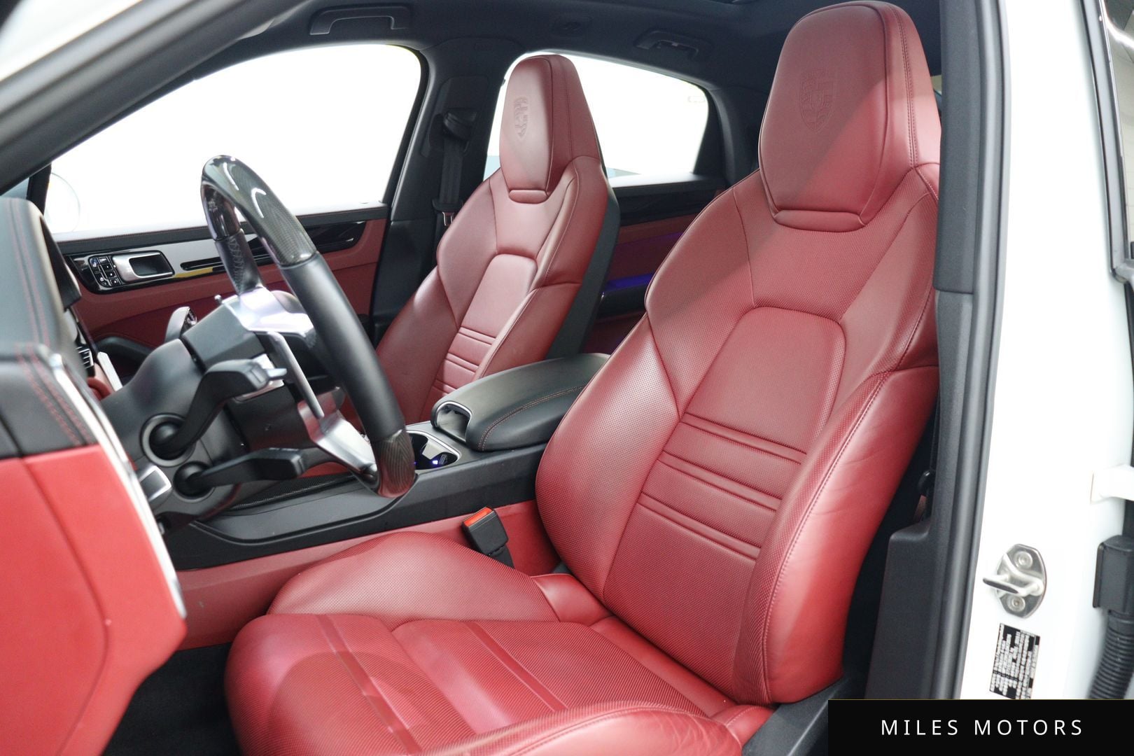 Porsche Cayenne 2020 — миниатюра 8