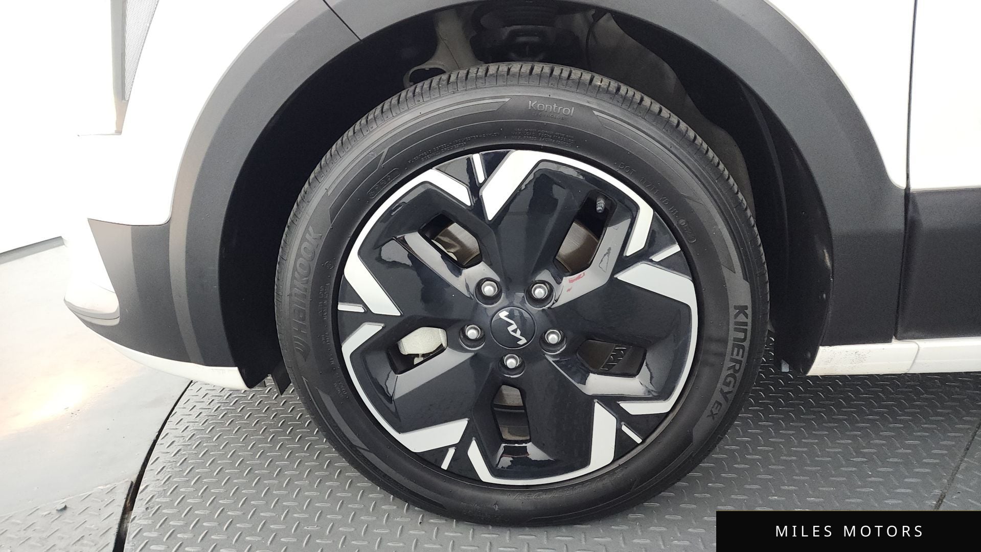 Kia Niro 2023 — миниатюра 5