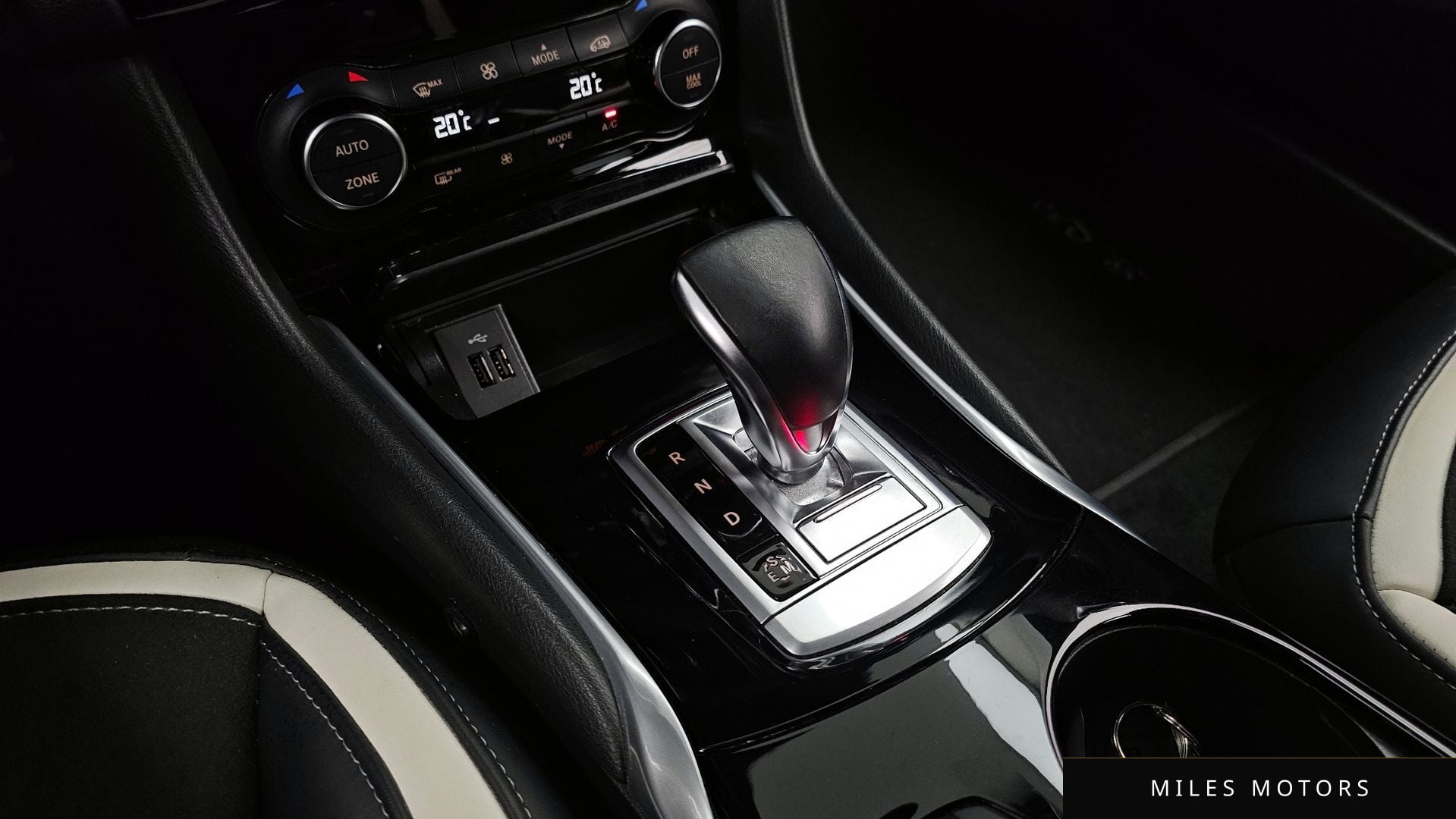 Infiniti Q30 2019 — миниатюра 12