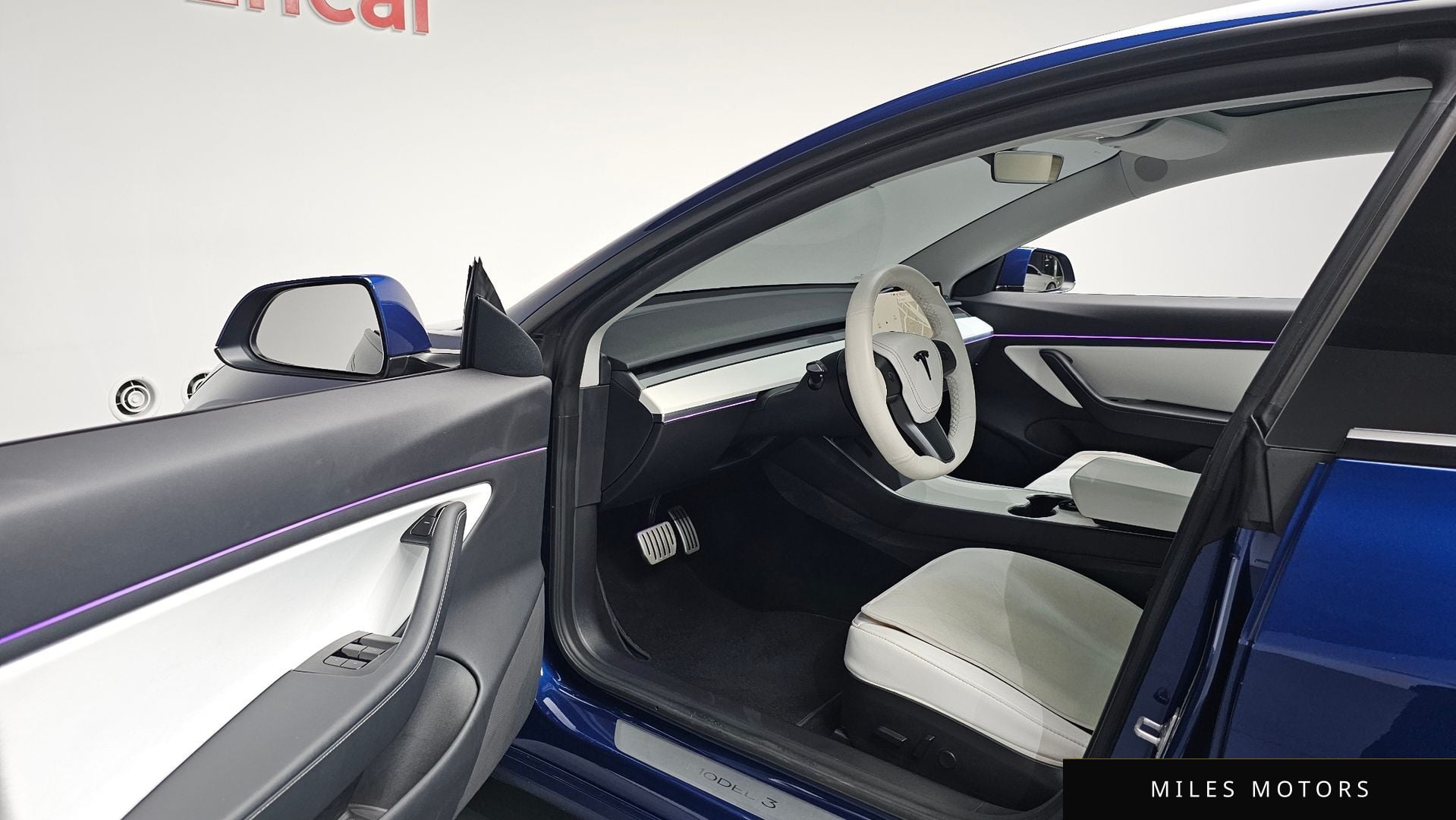 Tesla Model 3 2020 — миниатюра 12