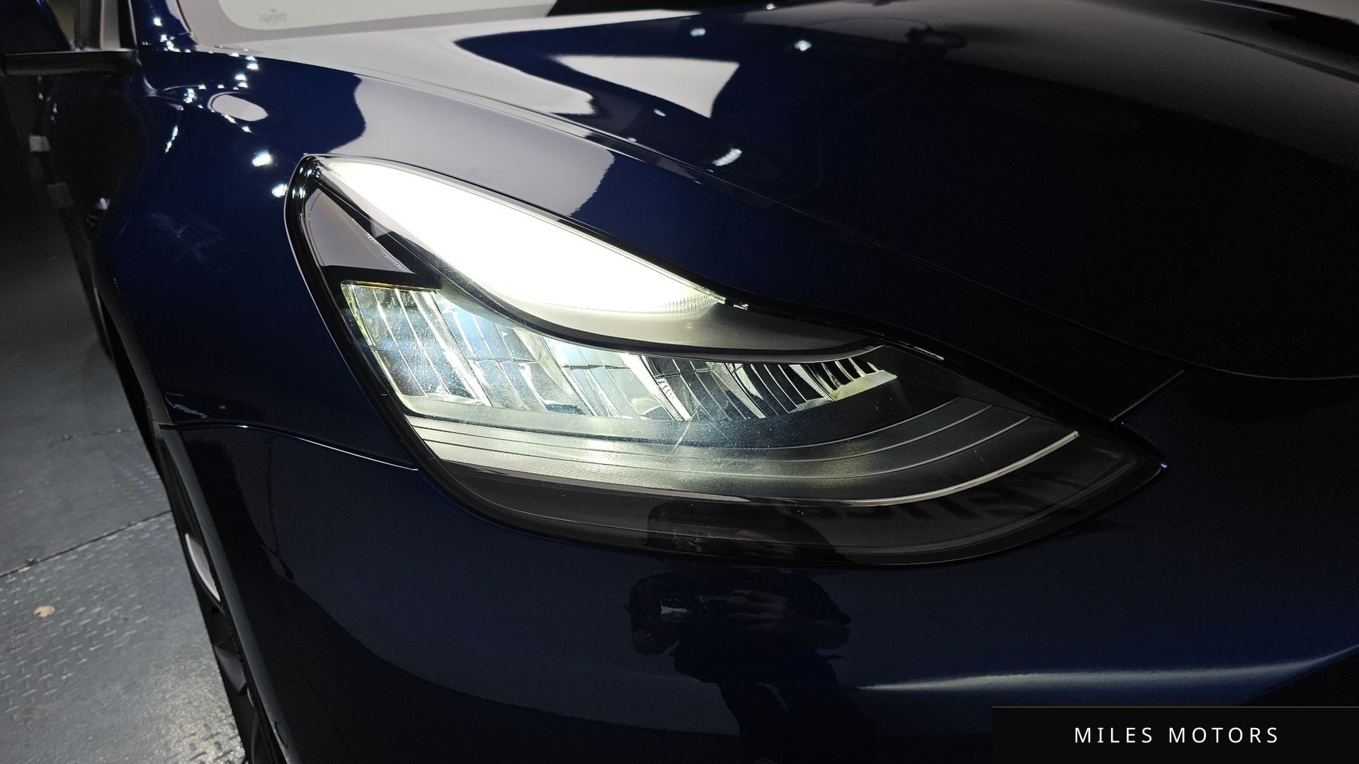 Tesla Model 3 2020 — миниатюра 7