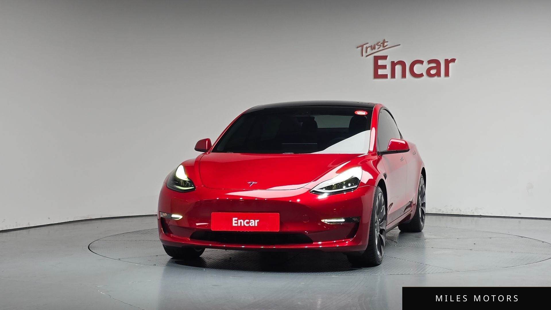 Tesla Model 3 2021 — миниатюра 3