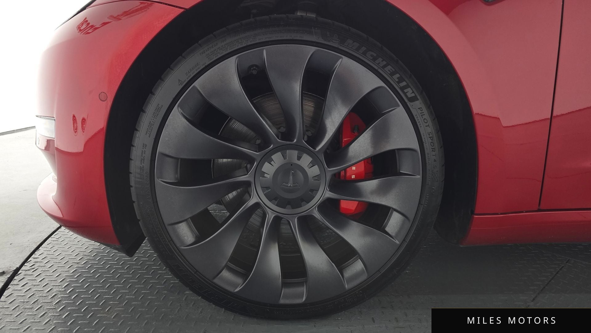 Tesla Model 3 2021 — миниатюра 5