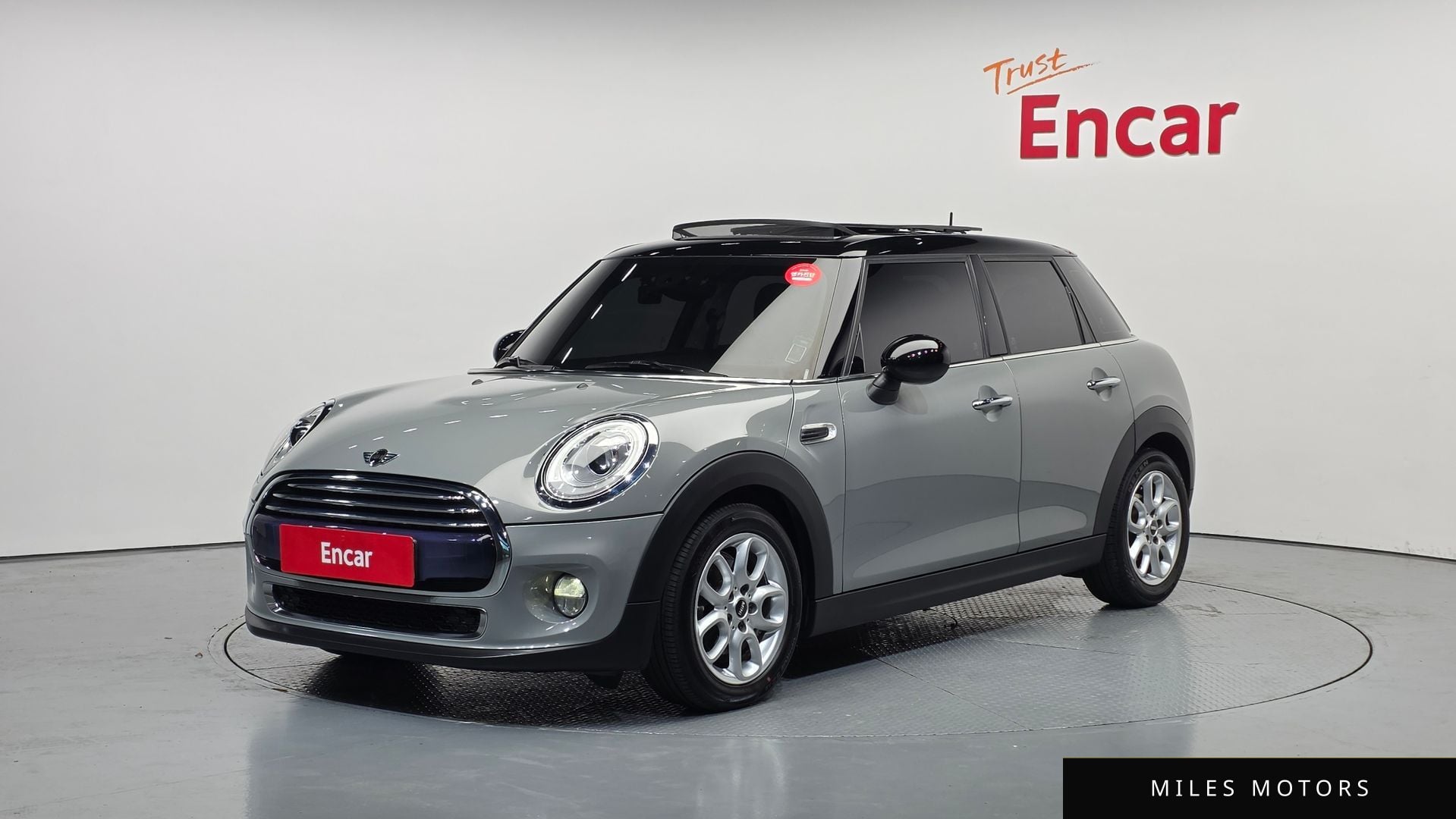 MINI Cooper 2016 — фото 1 из 12
