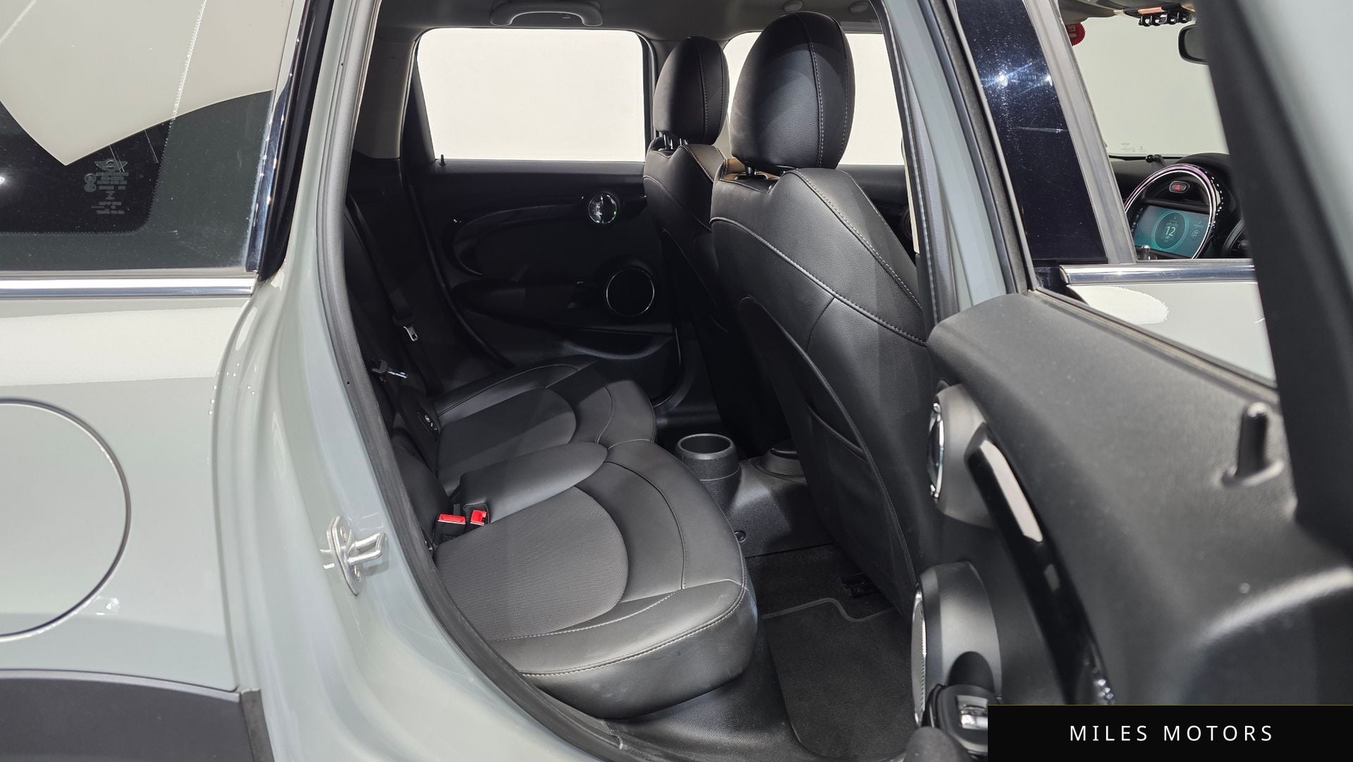 MINI Cooper 2016 — миниатюра 12