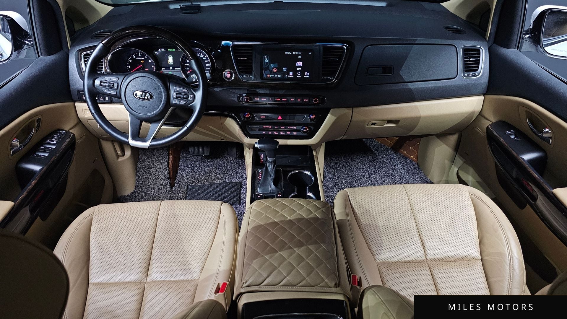Kia Canival 2019 — миниатюра 10