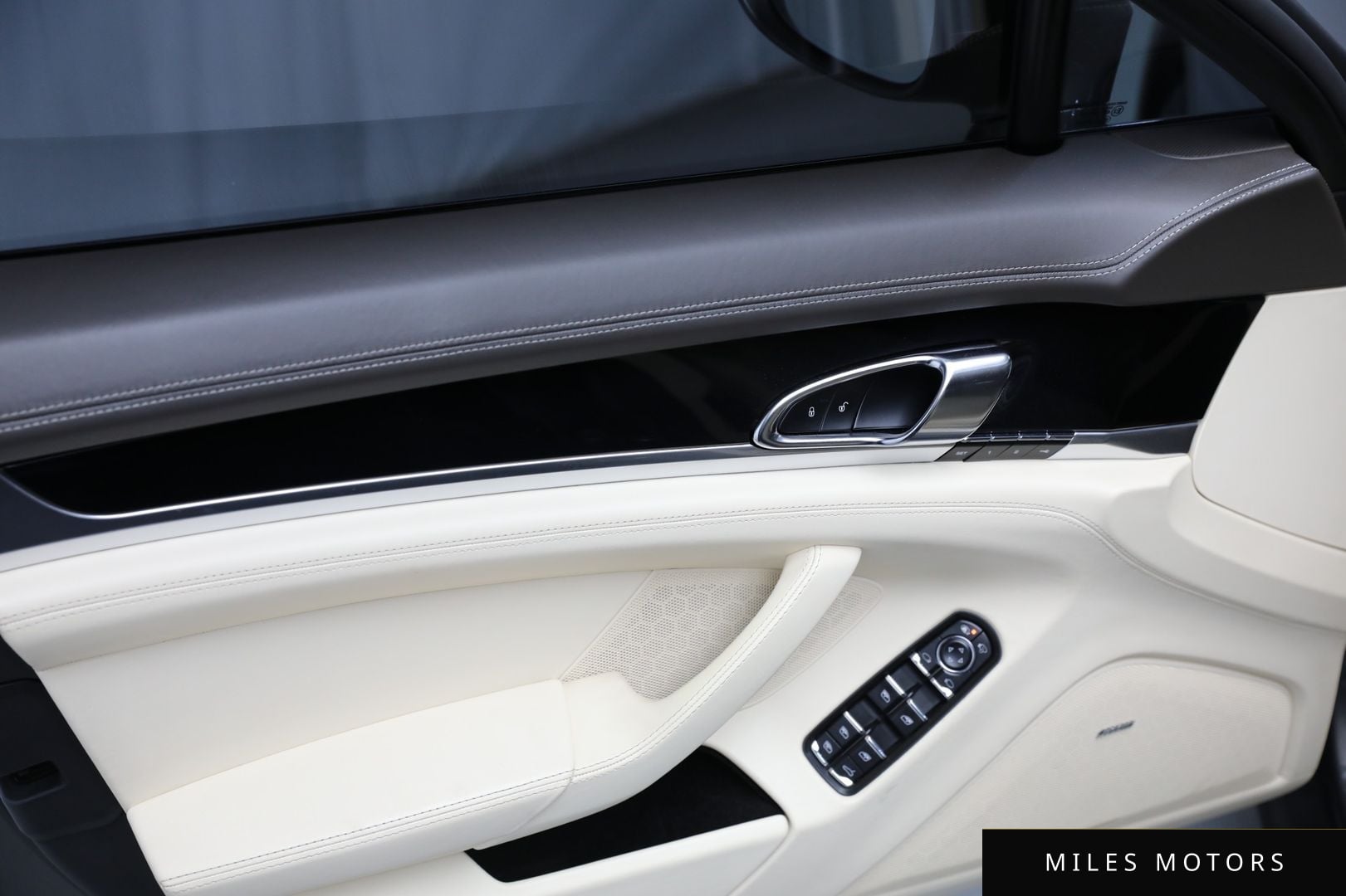 Porsche Panamera 2016 — миниатюра 6